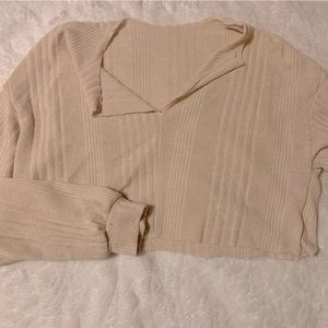 S/M. Cream or beige. Brand: Garage. Long sleeve crop top